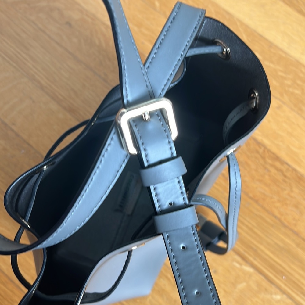 Cocoinelle bucket bag - Picture 3 of 5